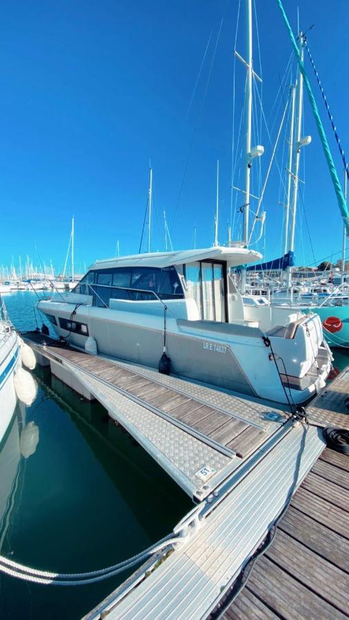 Une nuit insolite sur un bateau à La Rochelle La Rochelle  Extérieur photo