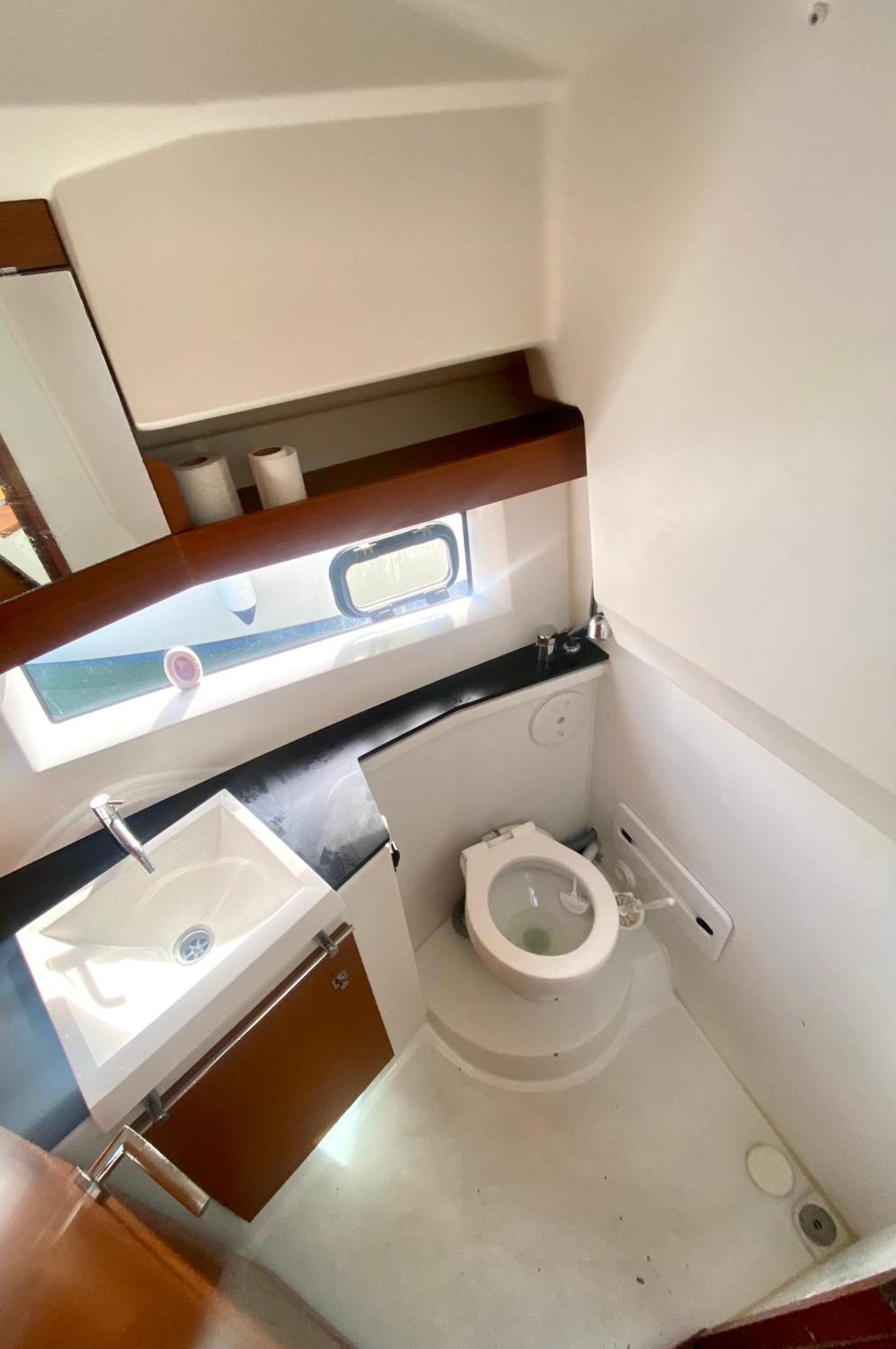 Une nuit insolite sur un bateau à La Rochelle La Rochelle  Extérieur photo